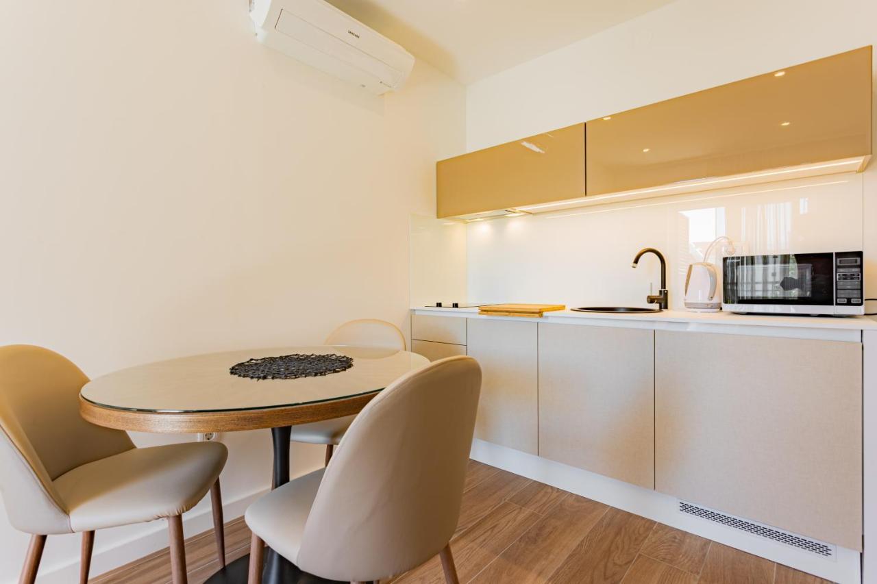 Apartmani Benzon Baska Voda Exterior photo