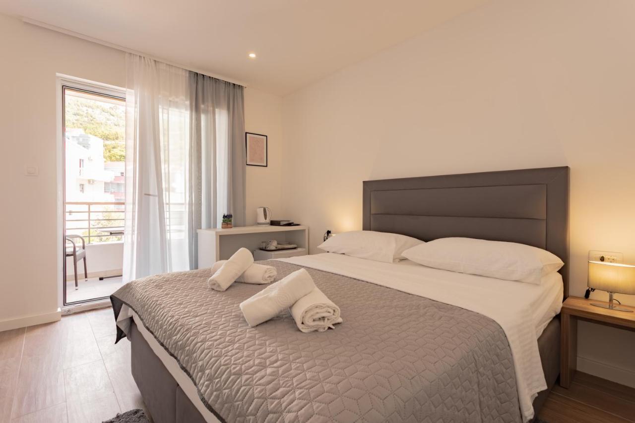 Apartmani Benzon Baska Voda Exterior photo